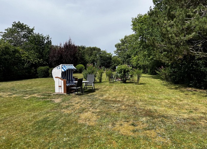 Garten hinter dem Haus