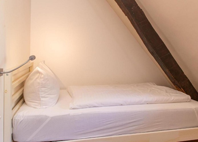 Schlafzimmer 2 / OG rechts