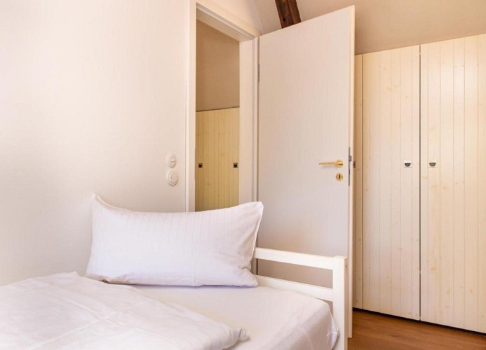 Schlafzimmer 2 / OG rechts