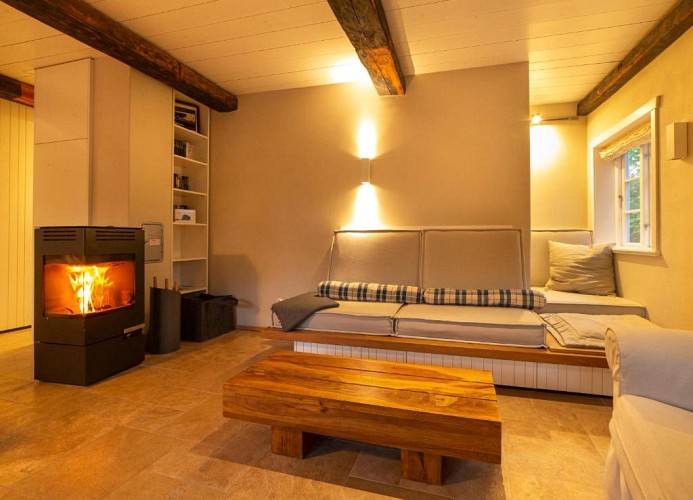 Wohnstube mit Kamin