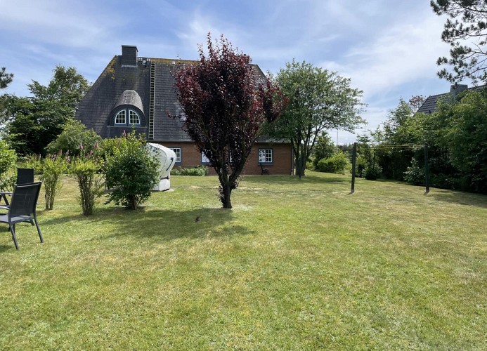 Garten hinter dem Haus